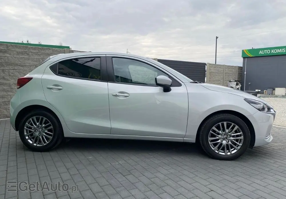 MAZDA 2 SKYACTIV-G 115 i-ELOOP White Edition