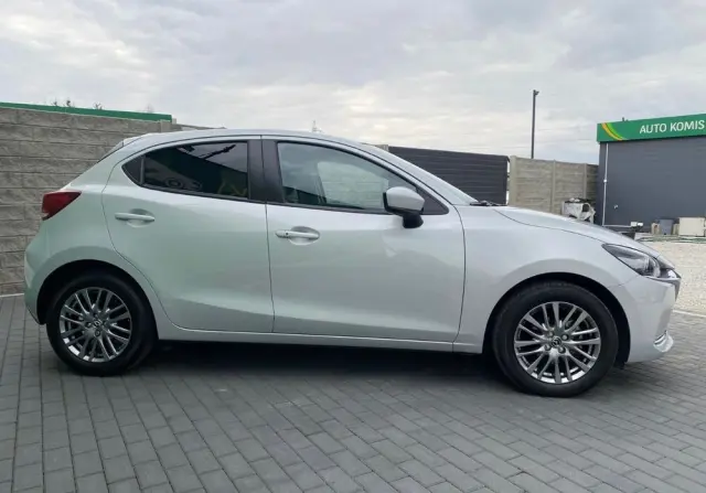MAZDA 2 SKYACTIV-G 115 i-ELOOP White Edition