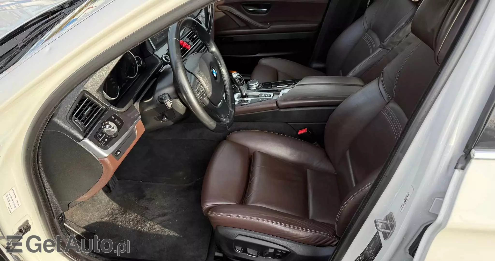 BMW Seria 5 525d xDrive Luxury Line