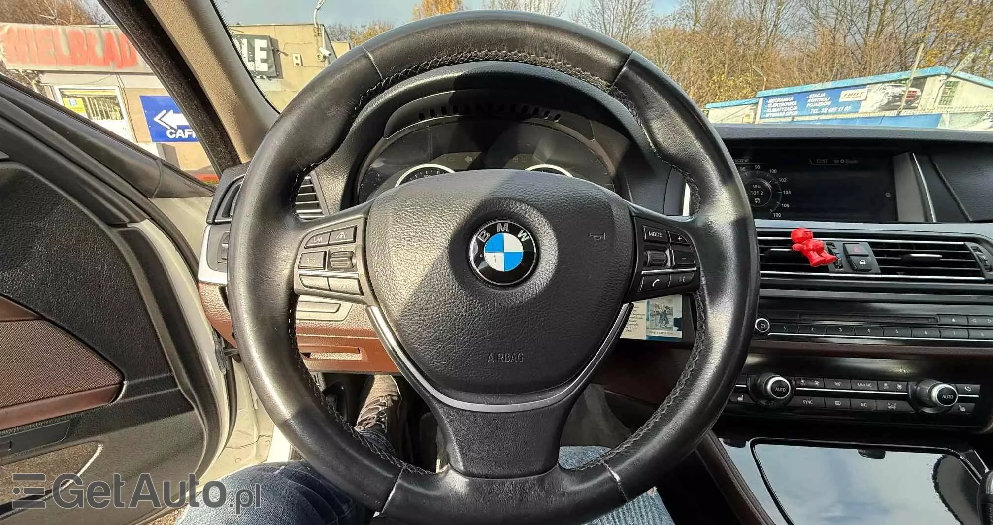 BMW Seria 5 525d xDrive Luxury Line