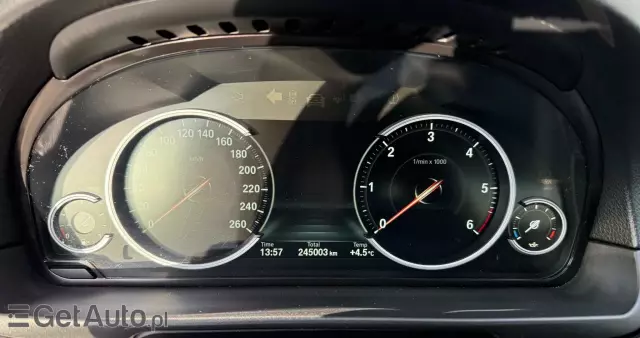 BMW Seria 5 525d xDrive Luxury Line