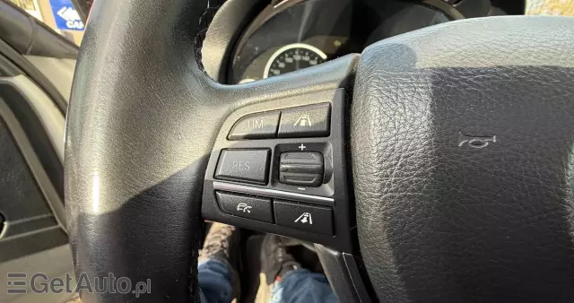 BMW Seria 5 525d xDrive Luxury Line