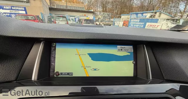 BMW Seria 5 525d xDrive Luxury Line