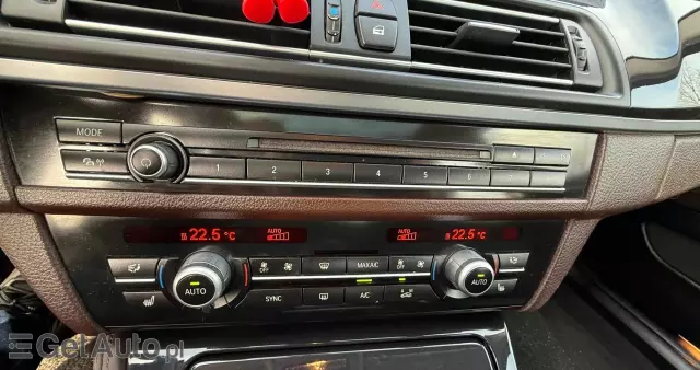 BMW Seria 5 525d xDrive Luxury Line