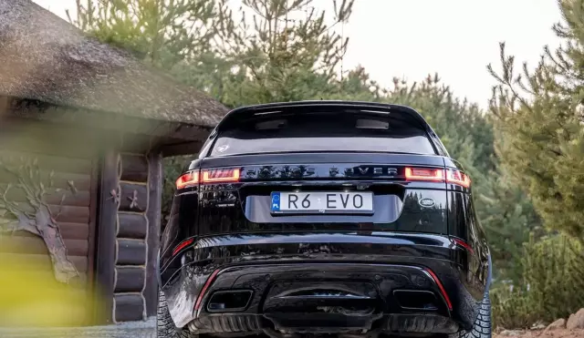 LAND ROVER Range Rover Velar 