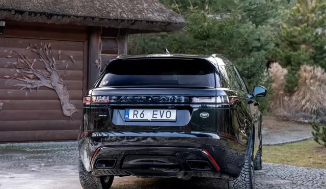 LAND ROVER Range Rover Velar 