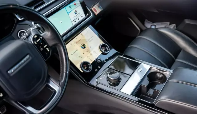 LAND ROVER Range Rover Velar 