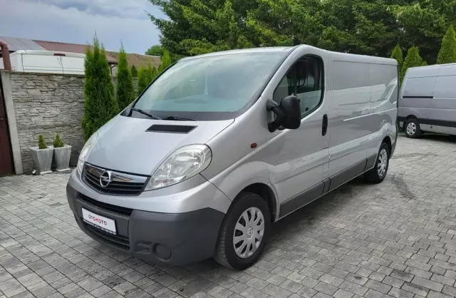 OPEL Vivaro 
