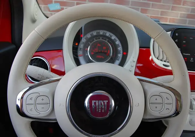 FIAT 500 1.2 Lounge Dualogic EU6d