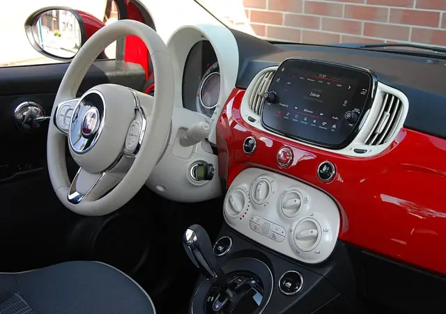 FIAT 500 1.2 Lounge Dualogic EU6d