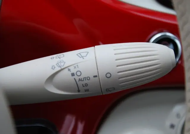 FIAT 500 1.2 Lounge Dualogic EU6d