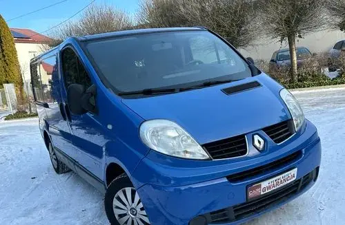 RENAULT Trafic 