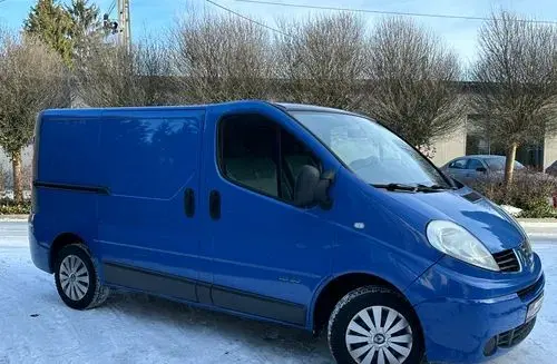 RENAULT Trafic 