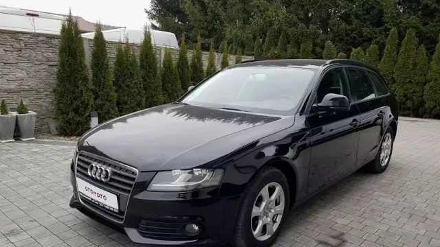 AUDI A4 