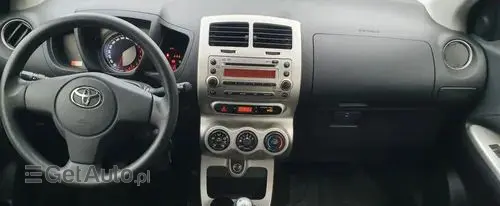 TOYOTA Urban Cruiser 