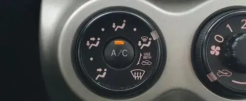 TOYOTA Urban Cruiser 