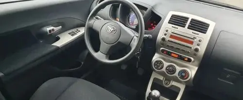 TOYOTA Urban Cruiser 