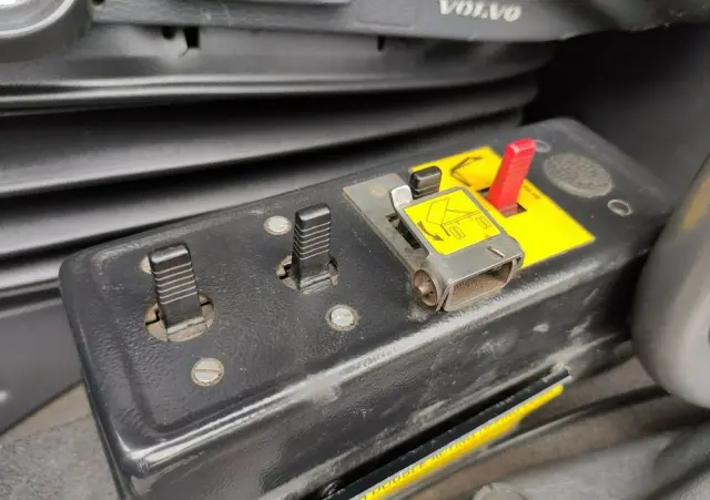 VOLVO FMX 410 6x4 13L HDS Radiowy Hydroburta 