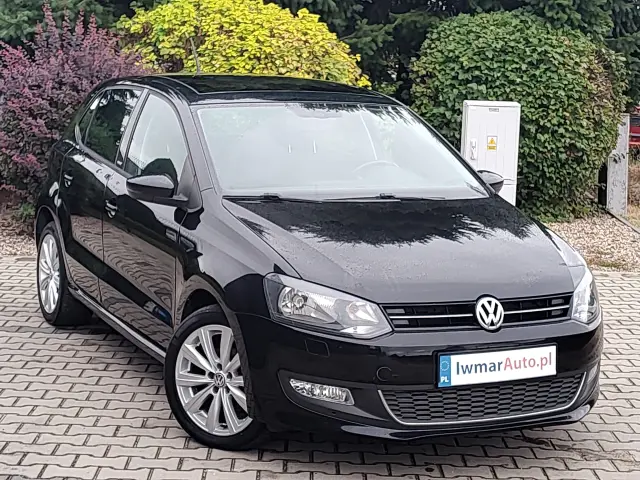 VOLKSWAGEN Polo Highline