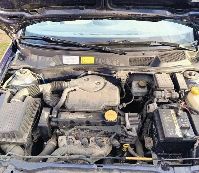 OPEL Astra 1.6 Ecotec 16V (101 KM)