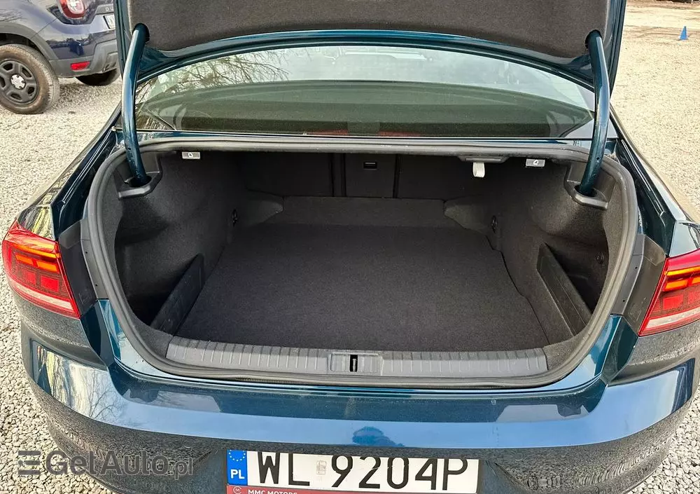 VOLKSWAGEN Passat 1.5 TSI EVO Business