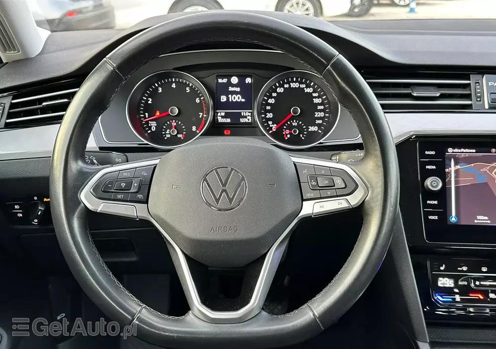 VOLKSWAGEN Passat 1.5 TSI EVO Business