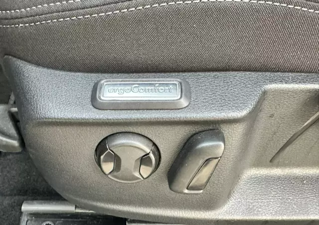 VOLKSWAGEN Passat 1.5 TSI EVO Business