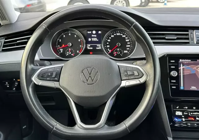 VOLKSWAGEN Passat 1.5 TSI EVO Business