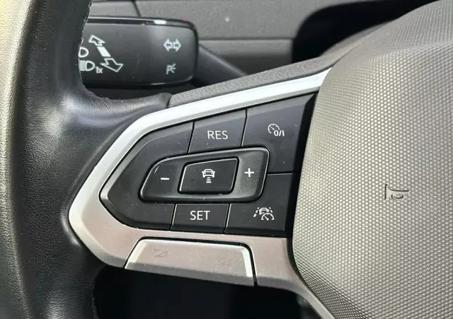 VOLKSWAGEN Passat 1.5 TSI EVO Business