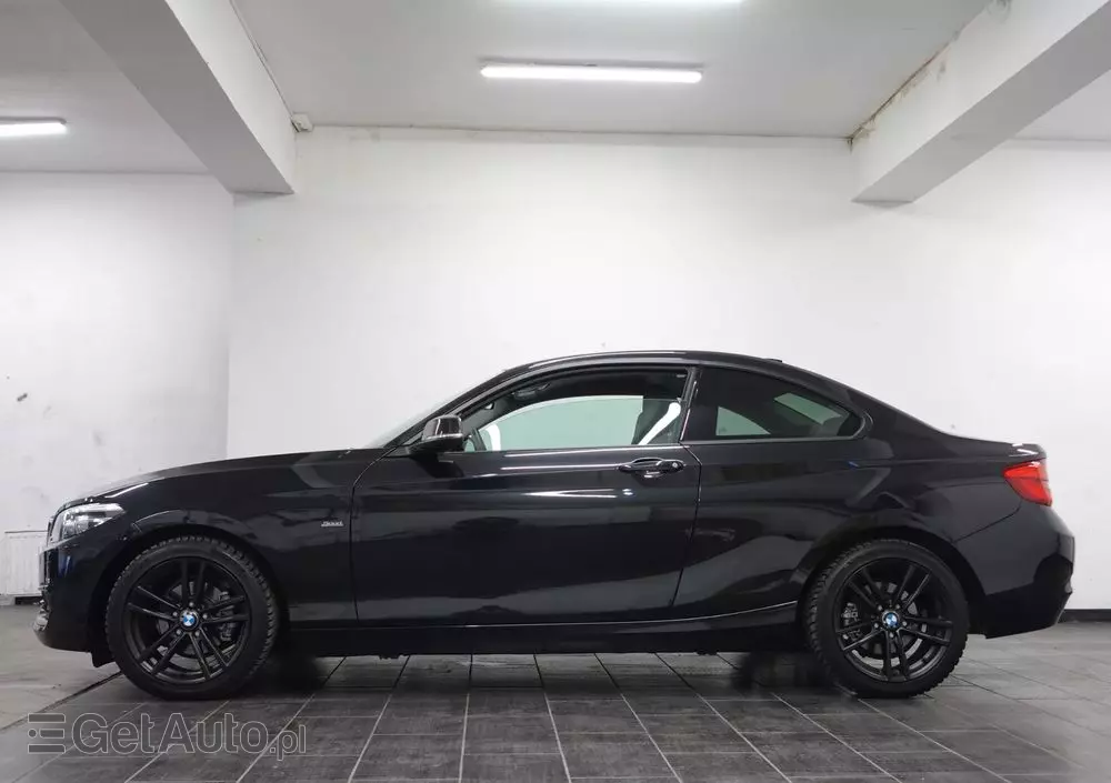 BMW Seria 2 218i Coupe Sport Line