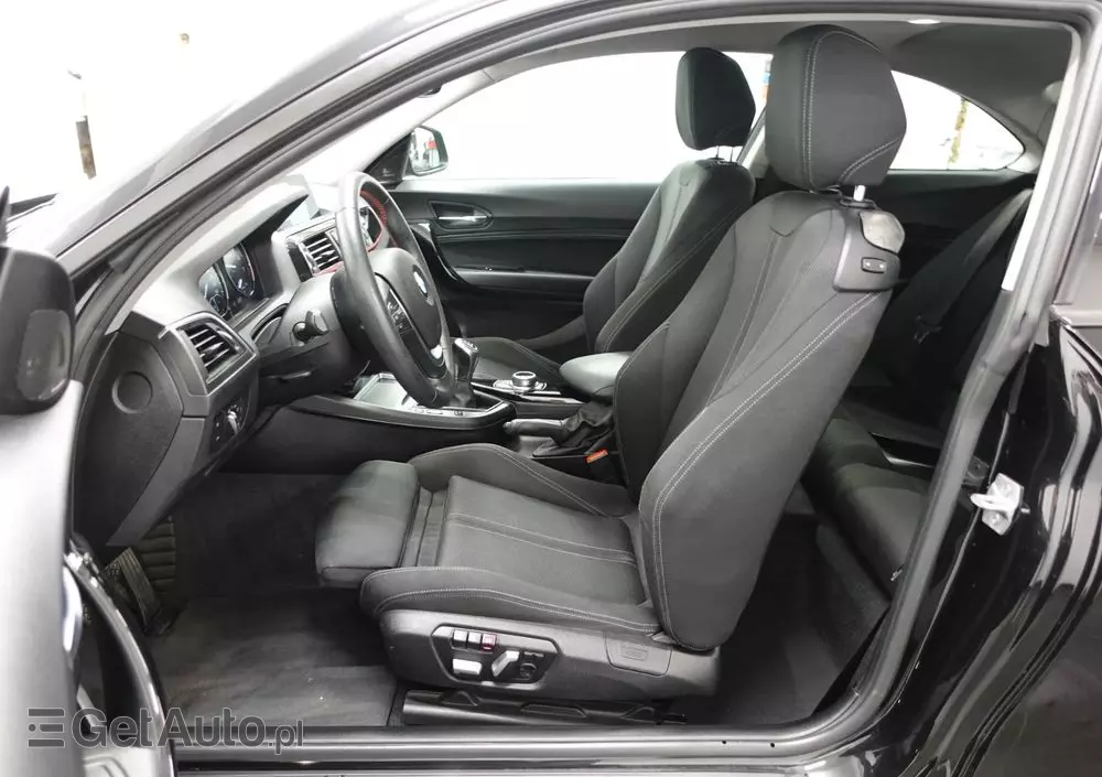 BMW Seria 2 218i Coupe Sport Line