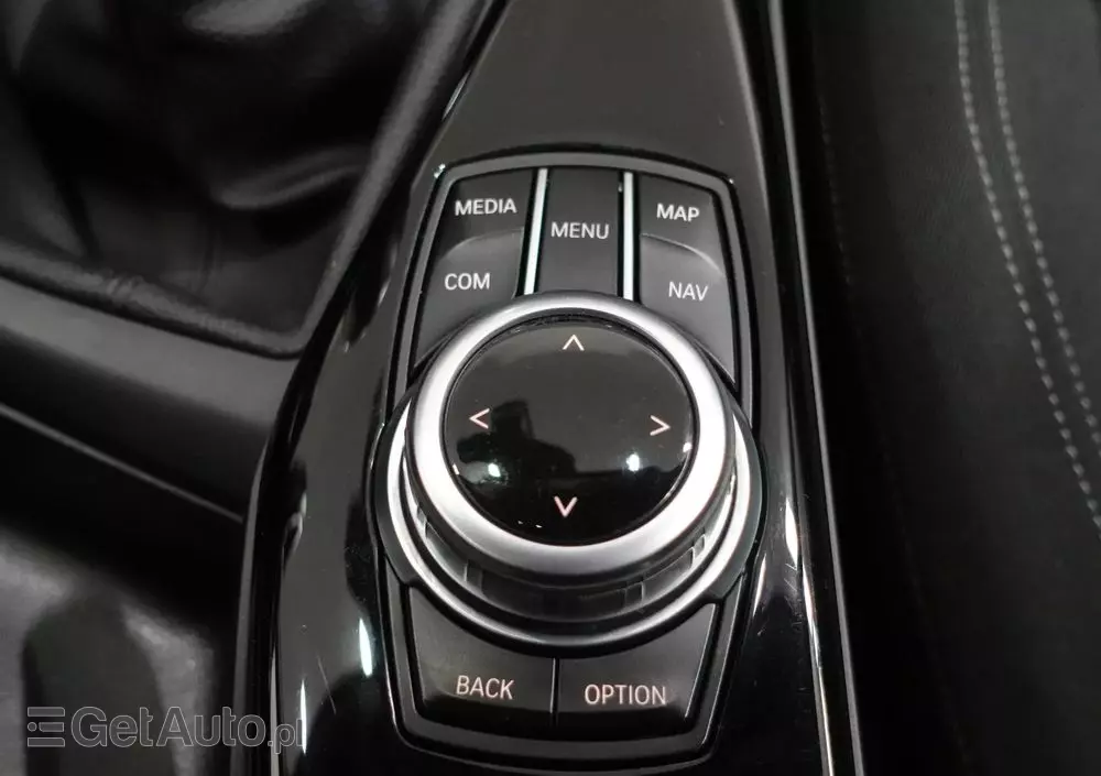 BMW Seria 2 218i Coupe Sport Line