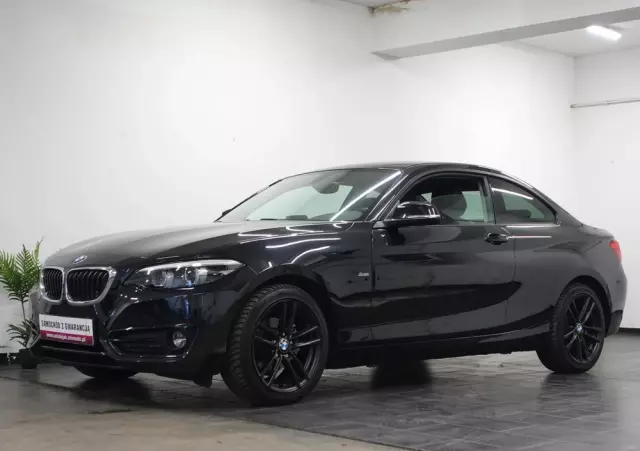 BMW Seria 2 218i Coupe Sport Line