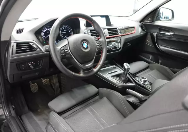 BMW Seria 2 218i Coupe Sport Line