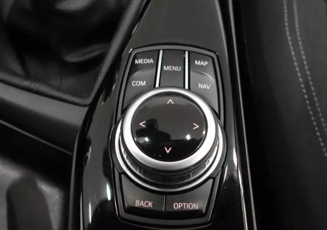 BMW Seria 2 218i Coupe Sport Line