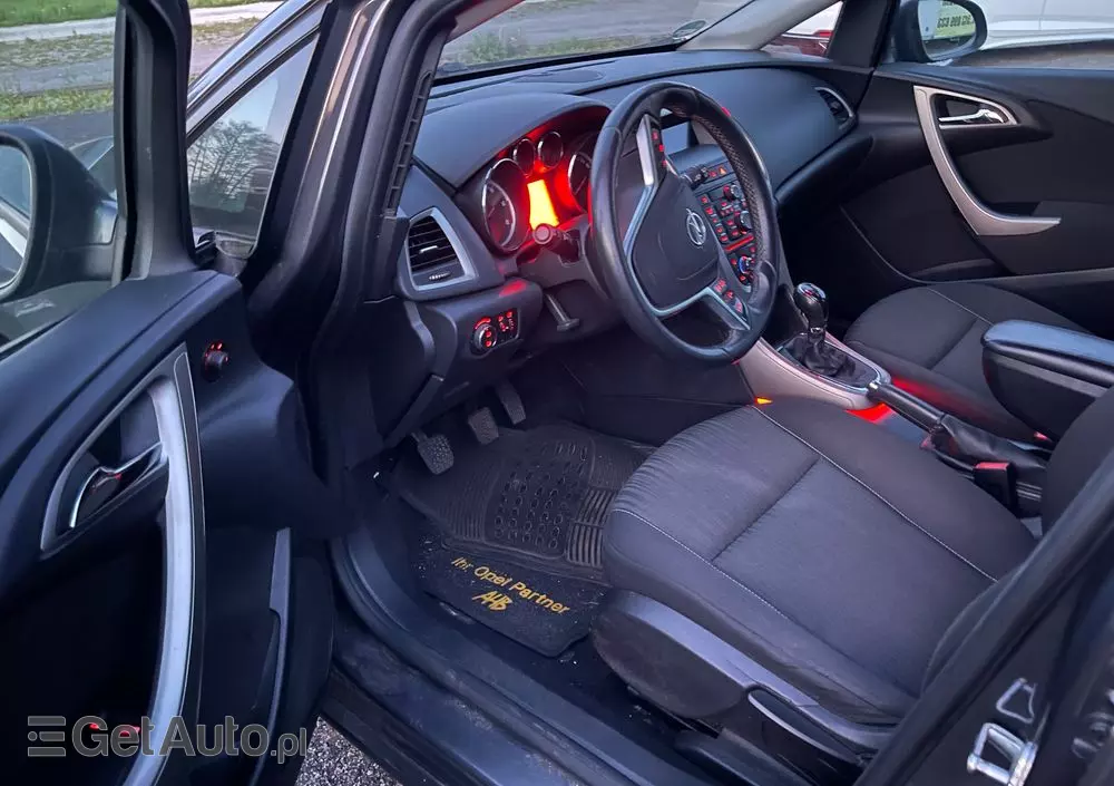 OPEL Astra 1.6 D (CDTI) Sports Tourer Edition