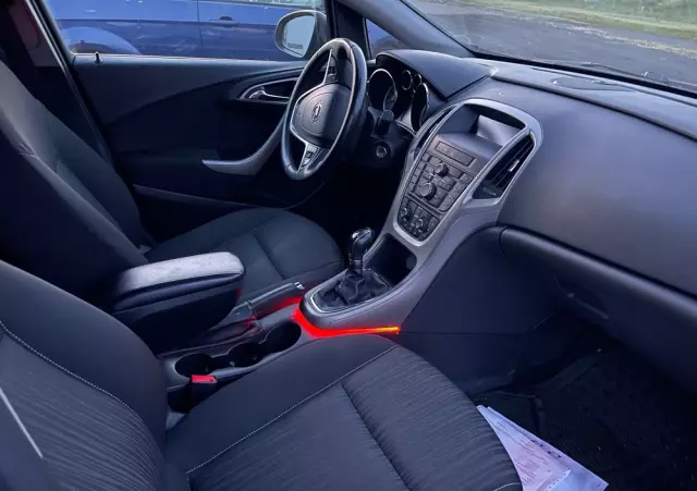 OPEL Astra 1.6 D (CDTI) Sports Tourer Edition