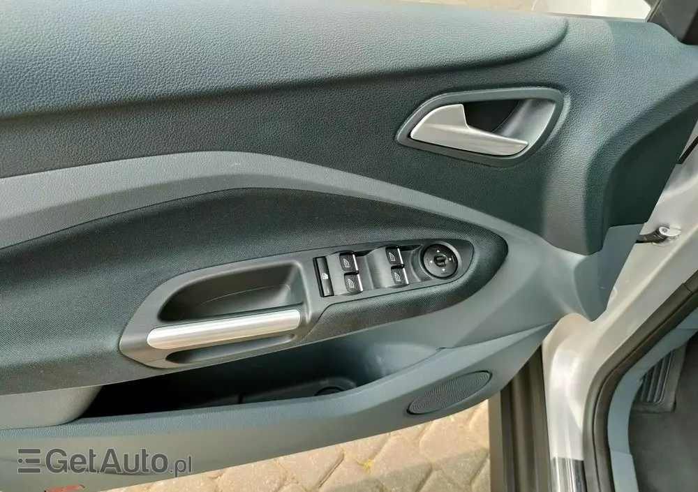 FORD C-MAX 1.0 EcoBoost Start-Stopp-System Titanium