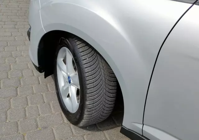 FORD C-MAX 1.0 EcoBoost Start-Stopp-System Titanium