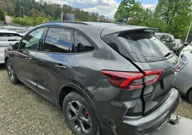 FORD Kuga 2.5 Duratec FHEV ST-LINE X