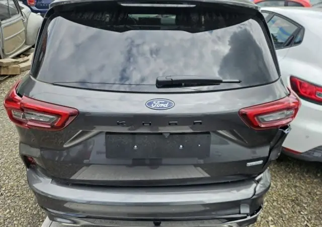 FORD Kuga 2.5 Duratec FHEV ST-LINE X