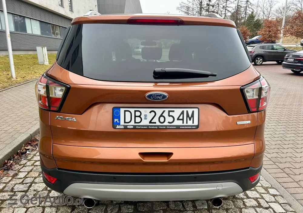 FORD Kuga 1.5 EcoBoost 2x4 Titanium