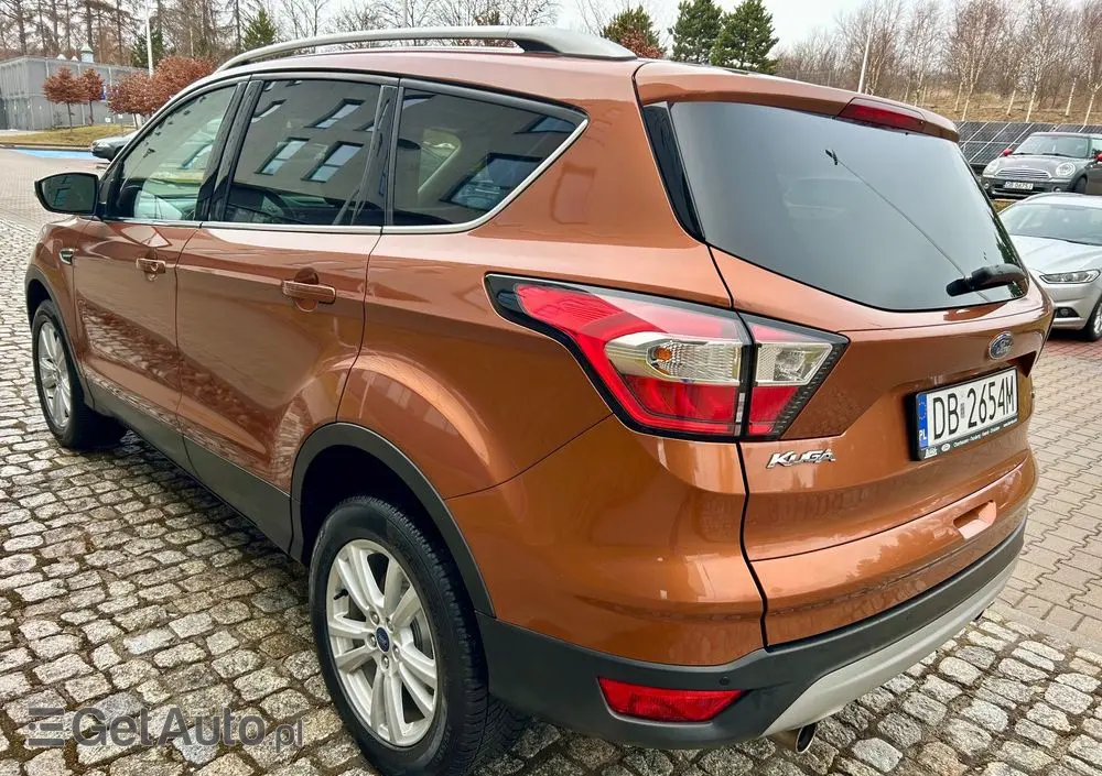 FORD Kuga 1.5 EcoBoost 2x4 Titanium