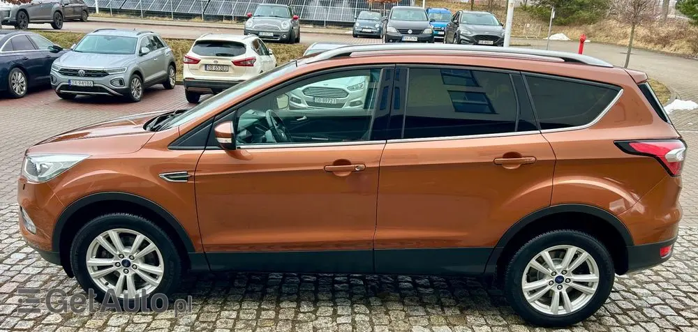 FORD Kuga 1.5 EcoBoost 2x4 Titanium