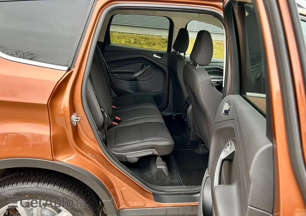 FORD Kuga 1.5 EcoBoost 2x4 Titanium