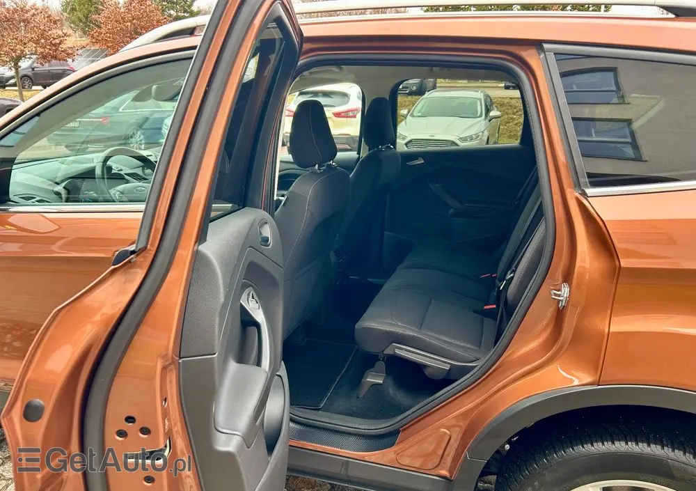 FORD Kuga 1.5 EcoBoost 2x4 Titanium