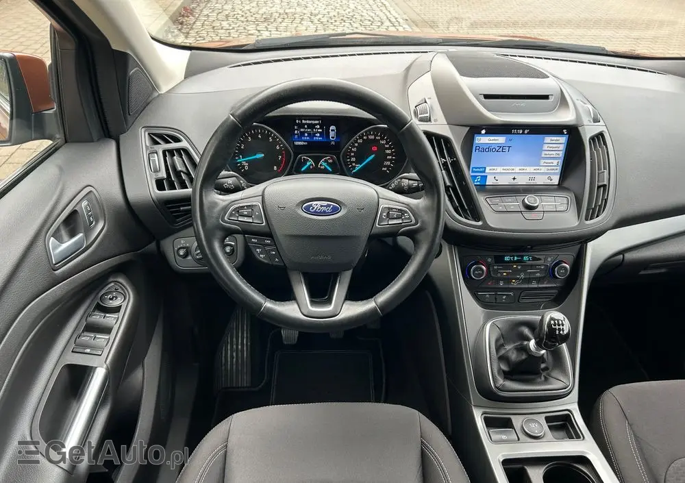 FORD Kuga 1.5 EcoBoost 2x4 Titanium