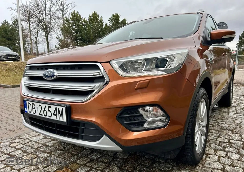 FORD Kuga 1.5 EcoBoost 2x4 Titanium