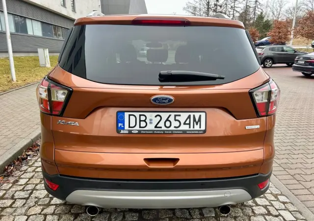 FORD Kuga 1.5 EcoBoost 2x4 Titanium