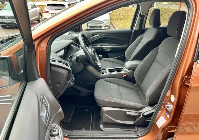 FORD Kuga 1.5 EcoBoost 2x4 Titanium